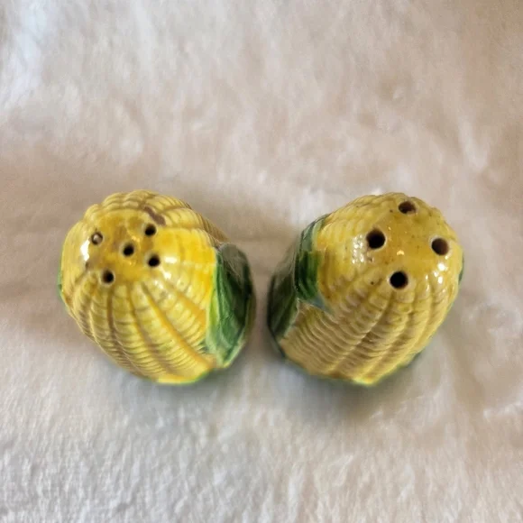 Vintage Japan Half Shucked Corn On the Cob Salt and Pepper Shakers Ceramic - Picture 2 of 8
